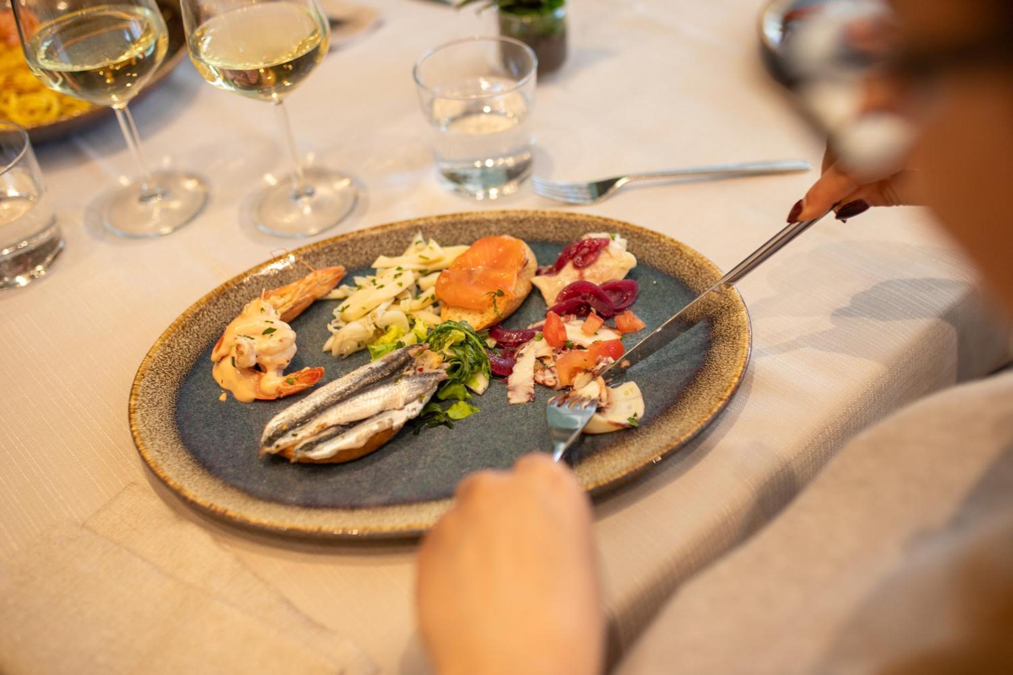 Albergo Ristorante Pozzi بيلاريا-إيجيا مارينا المظهر الخارجي الصورة
