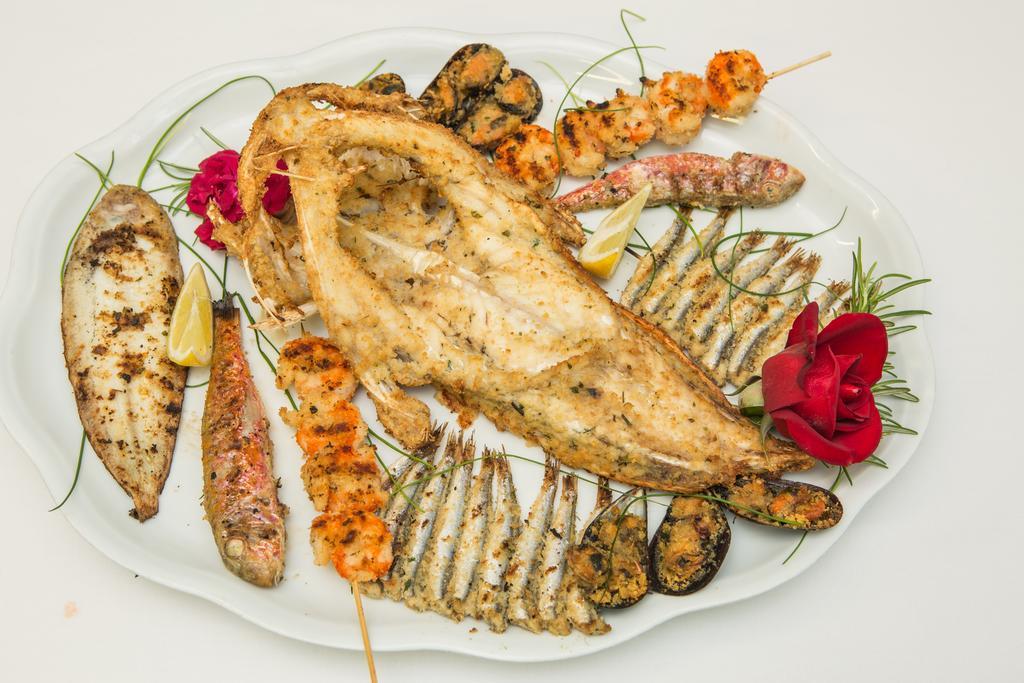 Albergo Ristorante Pozzi بيلاريا-إيجيا مارينا المظهر الخارجي الصورة
