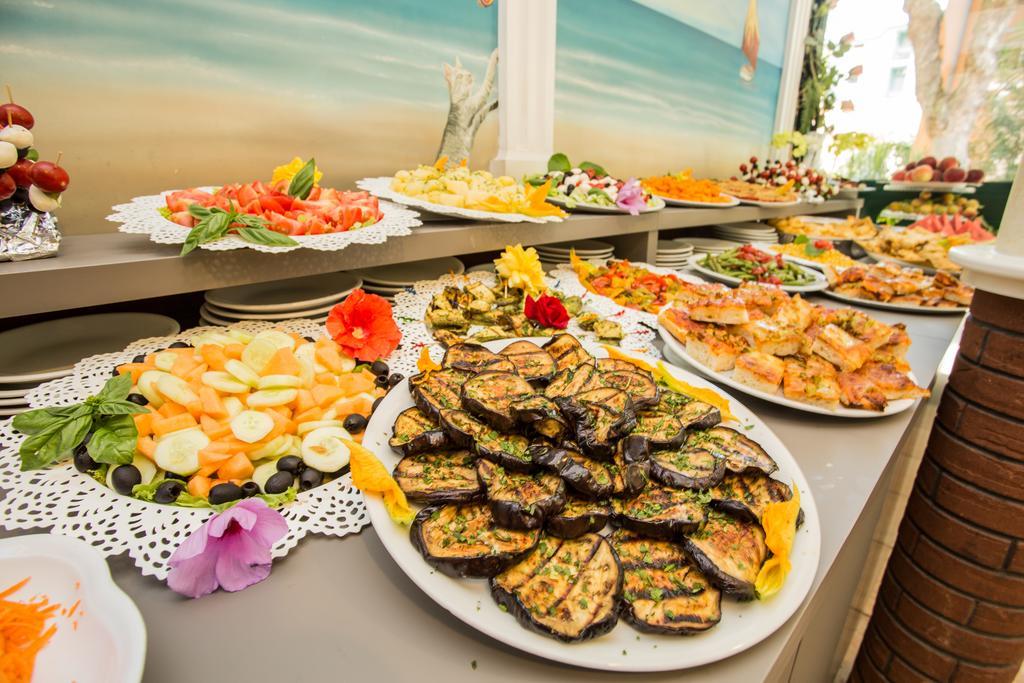 Albergo Ristorante Pozzi بيلاريا-إيجيا مارينا المظهر الخارجي الصورة