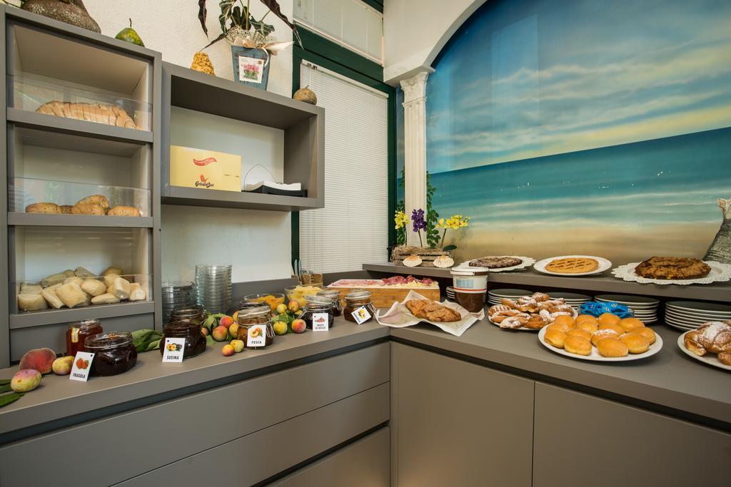 Albergo Ristorante Pozzi بيلاريا-إيجيا مارينا المظهر الخارجي الصورة