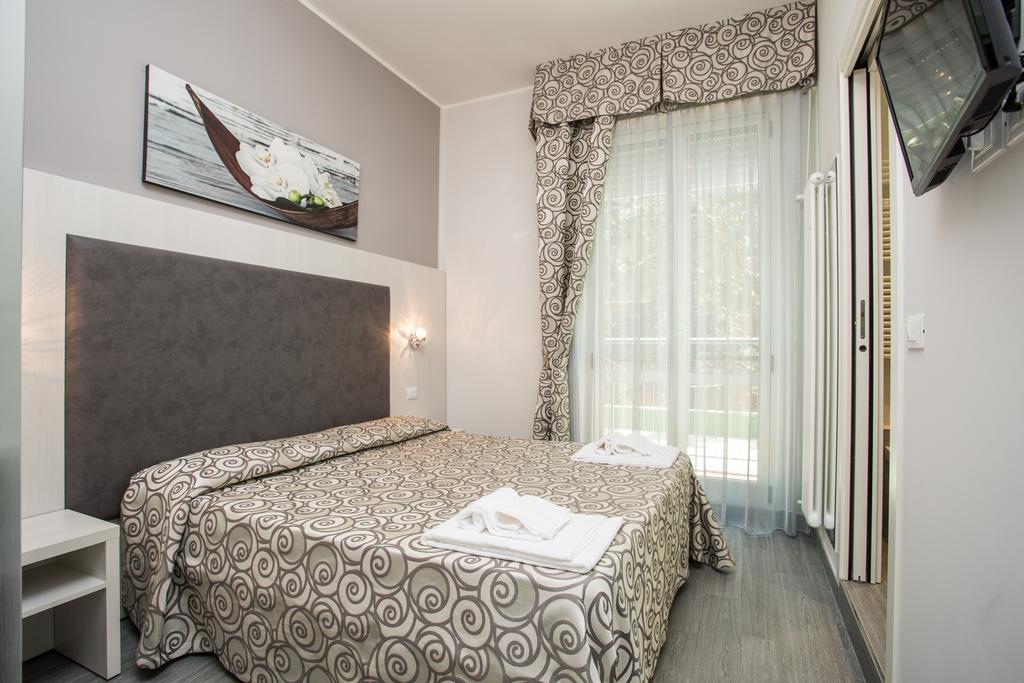 Albergo Ristorante Pozzi بيلاريا-إيجيا مارينا المظهر الخارجي الصورة
